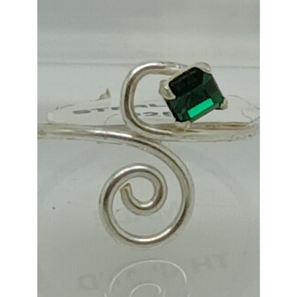 Sterling Silver Sexy Emerald Green Crystal Rhinestone Toe Ring - Adjustable Size - Picture 2 of 9